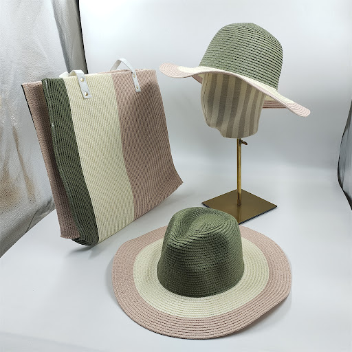 Title 5, Outdoor Breathable Sun Shade Can Be Folded Larg...