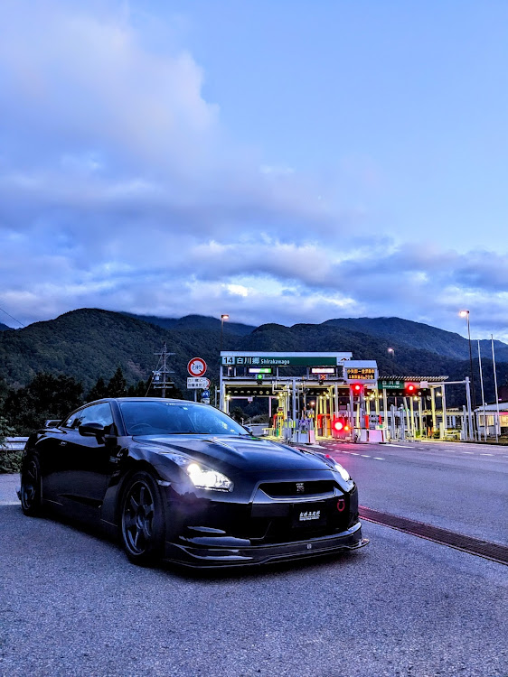 NISSAN GT-Rの車好きの集まるお店・車好きの輪・お休み処柊(ひいらぎ)・お休み処柊・臨時休業に関するカスタム事例の投稿画像2枚目