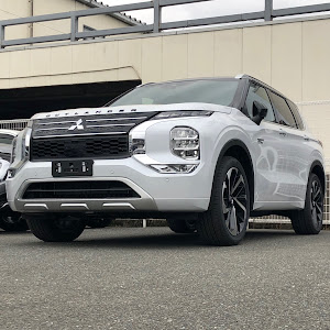 アウトランダーPHEV