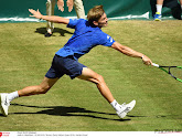 David Goffin krijgt Moldaviër na drie sets op de knieën en mag naar de kwartfinales in Halle