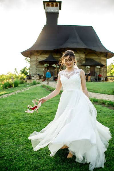 Fotógrafo de casamento Ana Robu (anuska422). Foto de 2 de agosto 2017