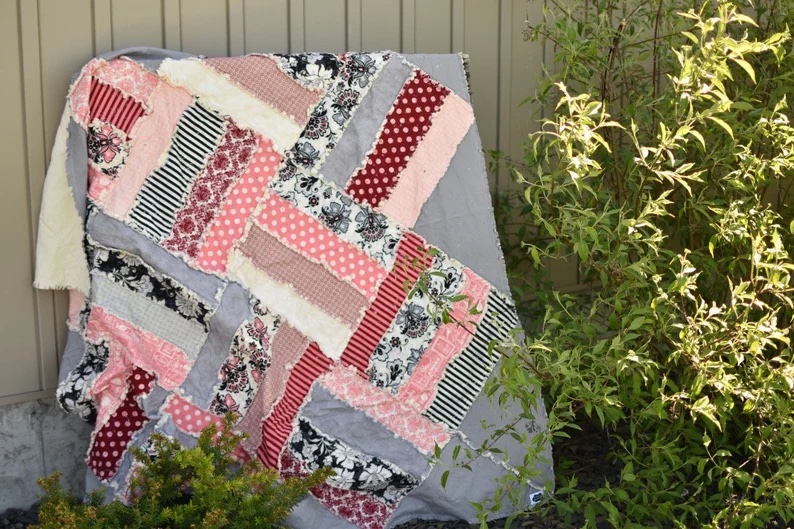 Rail Fence on Point Rag Quilt Pattern