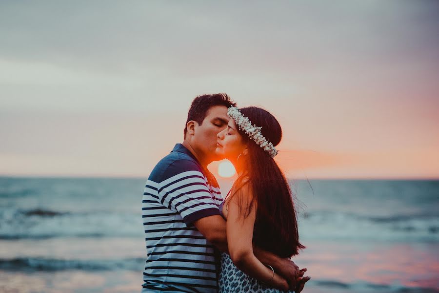 Jurufoto perkahwinan Brayan Seminario Rodriguez (publitres). Foto pada 14 Februari 2019