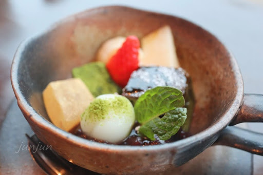 高岡古城公園の桜を見ながらランチができる おすすめカフェ 富山 高岡カフェ Cafe Mimpi カフェミンピ 富山 生活 ネットでお買い物