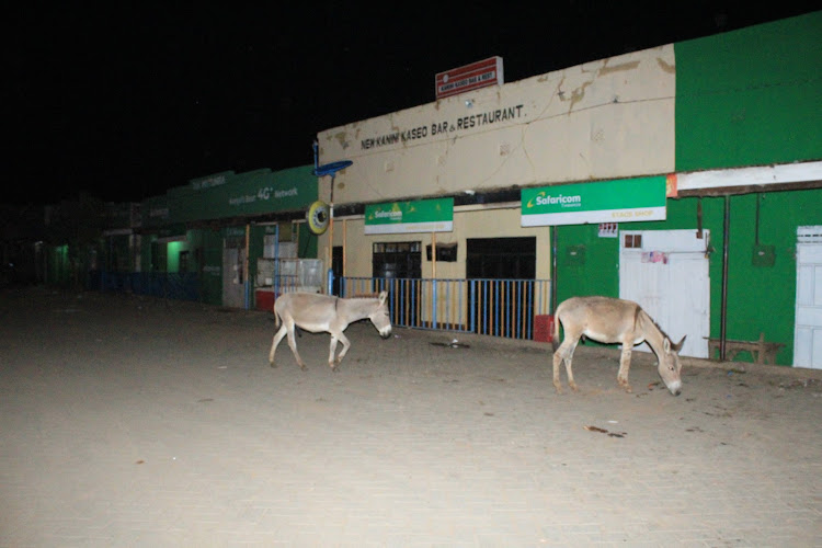 Mwingi businesses closed before the 7pm curfew.