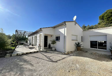 Villa with pool and terrace 2