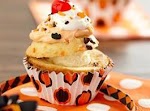 Funfetti® Halloween Sundae Cupcakes was pinched from <a href="http://www.pillsburybaking.com/recipes/details/5971" target="_blank">www.pillsburybaking.com.</a>