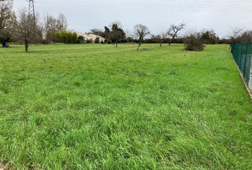  Vente Terrain + Maison - Terrain : 992m² - Maison : 86m² à Saintes (17100) 