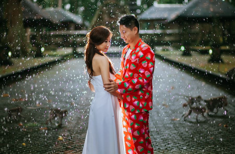 結婚式の写真家Made Putra Wijaya (putrabaliphotog)。2014 12月4日の写真