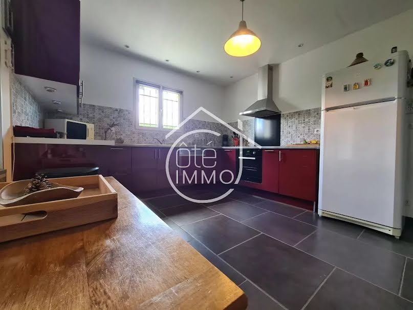 Vente maison 4 pièces 110 m² à Montpon-Ménestérol (24700), 240 000 €