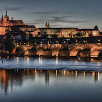 Prazsky Hrad e Karluv Most  Praga di 