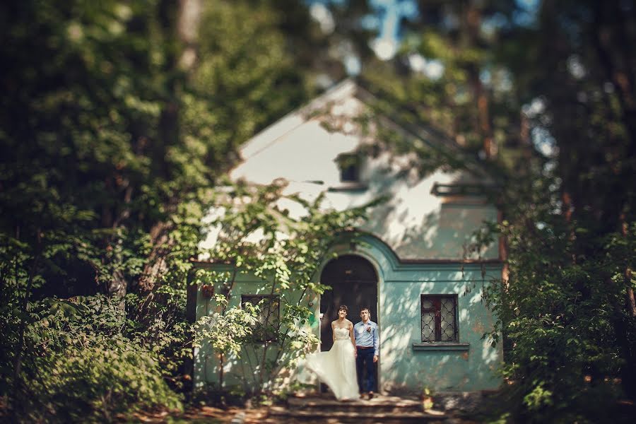 Hochzeitsfotograf Artem Bogdanov (artbog). Foto vom 10. August 2014