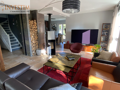 Maison avec piscine et jardin 1