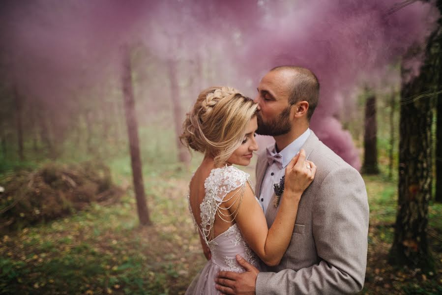 Fotógrafo de bodas Anton Sosnin (basssik). Foto del 19 de mayo 2017