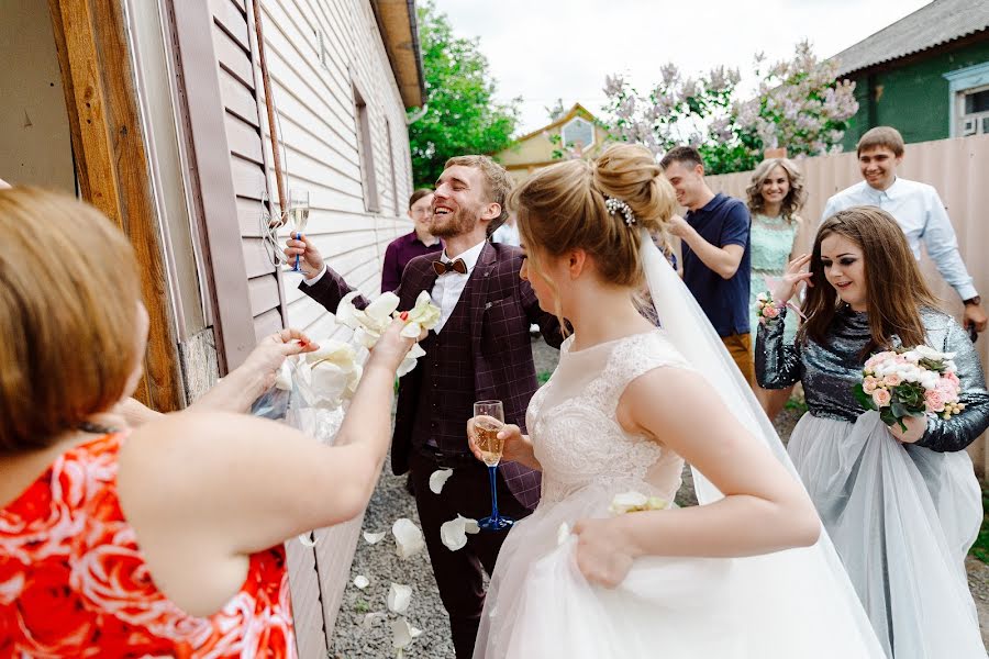 Düğün fotoğrafçısı Katya Zavyalova (rina). 29 Mayıs 2018 fotoları