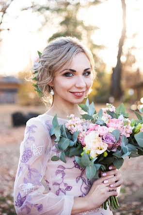 Fotografo di matrimoni Viktoriya Batalina (batalinavk1996). Foto del 7 gennaio 2019