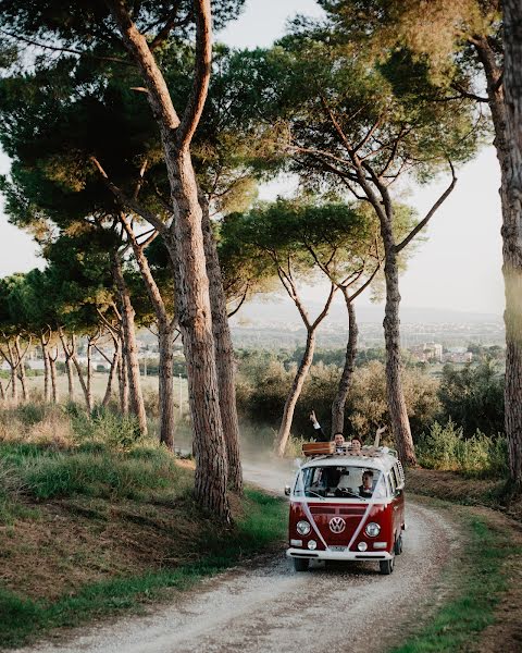 Wedding photographer Emanuele Guadagno (inbiancoenero). Photo of 15 January 2019