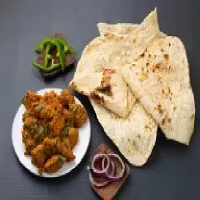 Garlic Naan + Chicken Tikka Masala