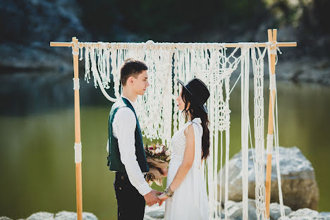 Fotografo di matrimoni Dmitriy Cherkasov (wedprof). Foto del 15 gennaio 2019