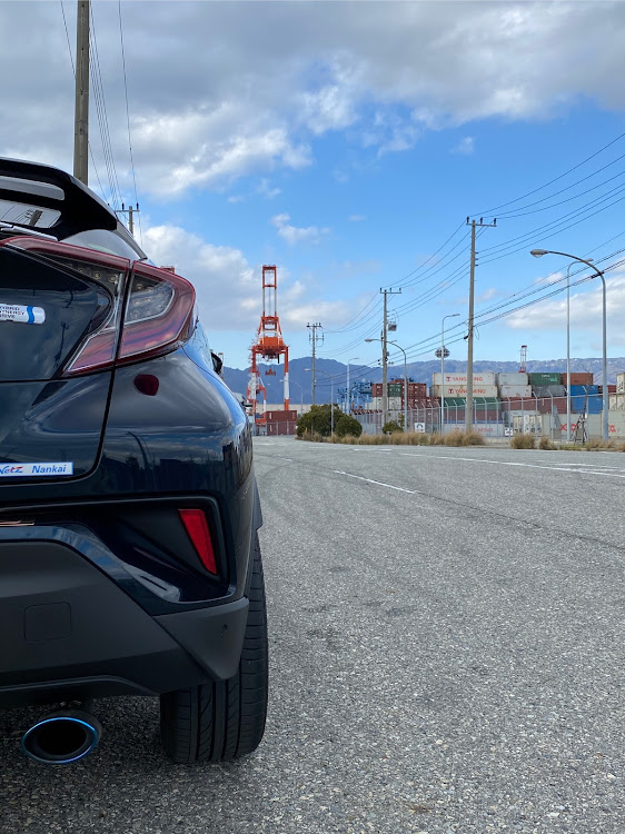 C-HRのドライブ・尼崎城・ONEコンテナ・ポートアイランド・遭遇したクルマに関するカスタム事例の投稿画像7枚目