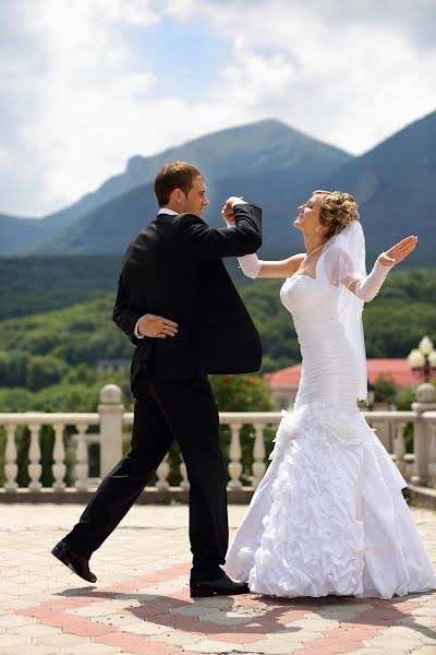 Wedding photographer Yuriy Shiryaev (yuriyshiryaev). Photo of 11 June 2016