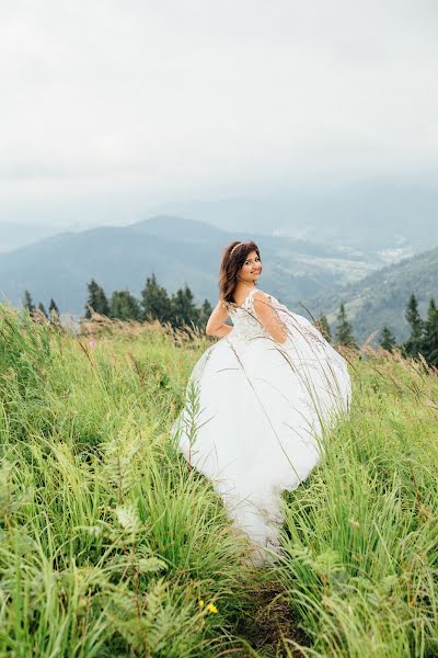 Fotografo di matrimoni Taras Solyak (tarassoliak). Foto del 3 luglio 2017