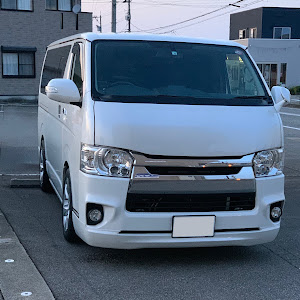 ハイエースバン GDH206V