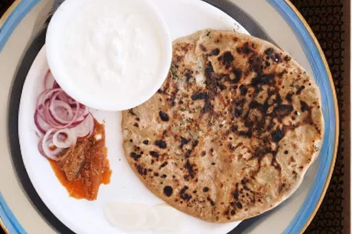 Aloo Pyaaz Paratha