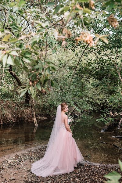 Jurufoto perkahwinan Yuliya Zakharava (yuliyazakharava). Foto pada 20 Februari 2018