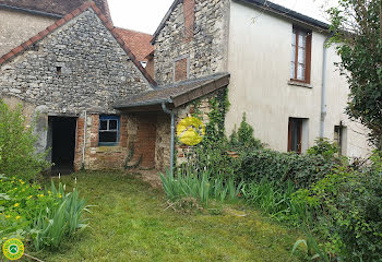 maison à Saint-Gaultier (36)