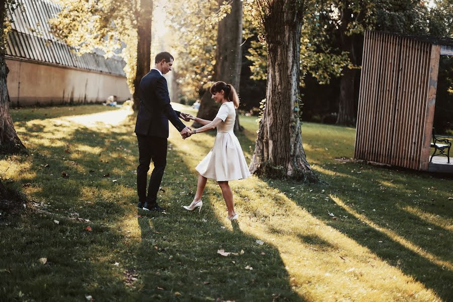 Fotografo di matrimoni Adrienn Viszmeg (adriennviszmeg). Foto del 21 febbraio 2019