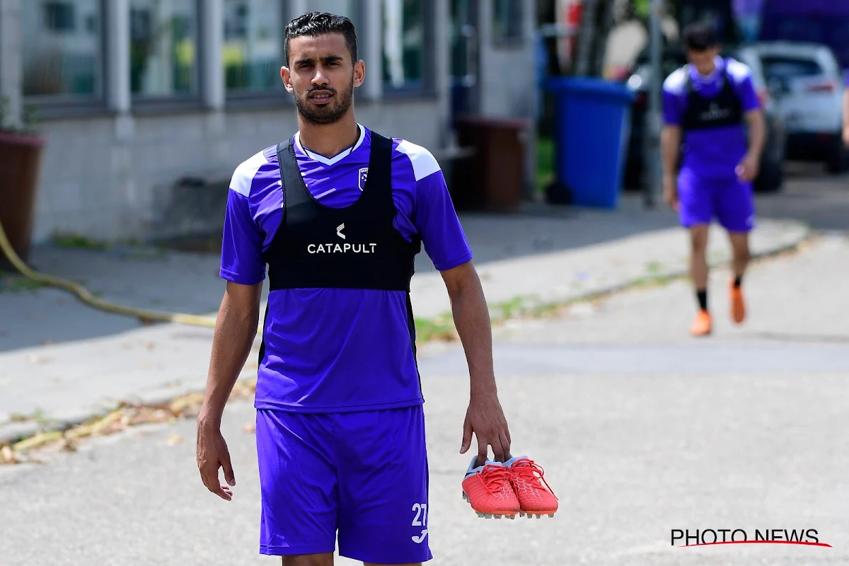 Doelpuntenmaker Beerschot laat in zijn ziel kijken: "Mijn overleden moeder en opa zouden dit gewild hebben"