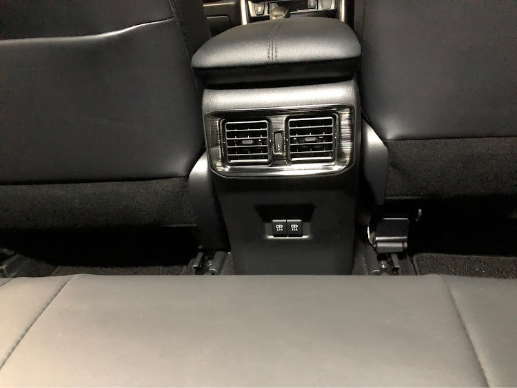 RAV4のエアコン・ガーニッシュ・その他に関するカスタム事例の投稿画像1枚目
