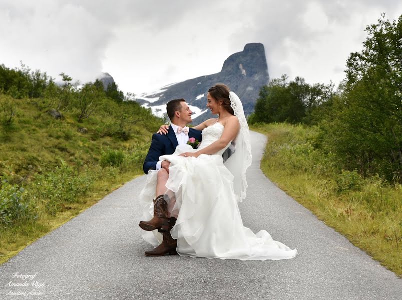 Wedding photographer Amanda Våge (vageamanda). Photo of 14 May 2019