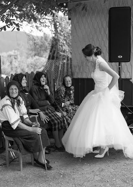 Fotógrafo de casamento Marian Moraru (filmmari). Foto de 18 de março 2017