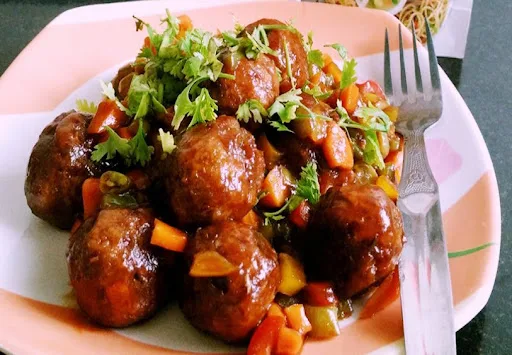 Veg-manchurian Combo(Rice/noodles)