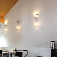 R9 Café 蜜糖吐司、鬆餅專賣店