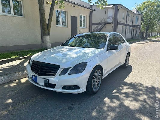 продам авто Mercedes E 220 E-klasse (W212) фото 3