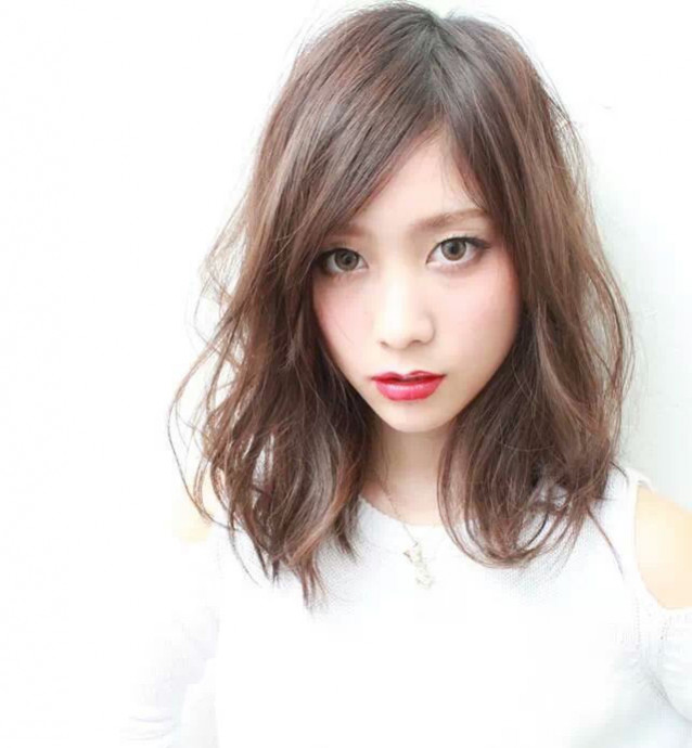 トップセレクション 斜め 前髪 ロング 最高のヘアスタイル画像