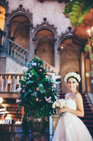 Fotógrafo de casamento Olga Mufel (olgamufel). Foto de 11 de abril 2018