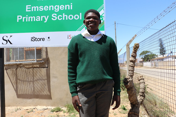 Bathobele Hlekani. Emsengeni Primary School.