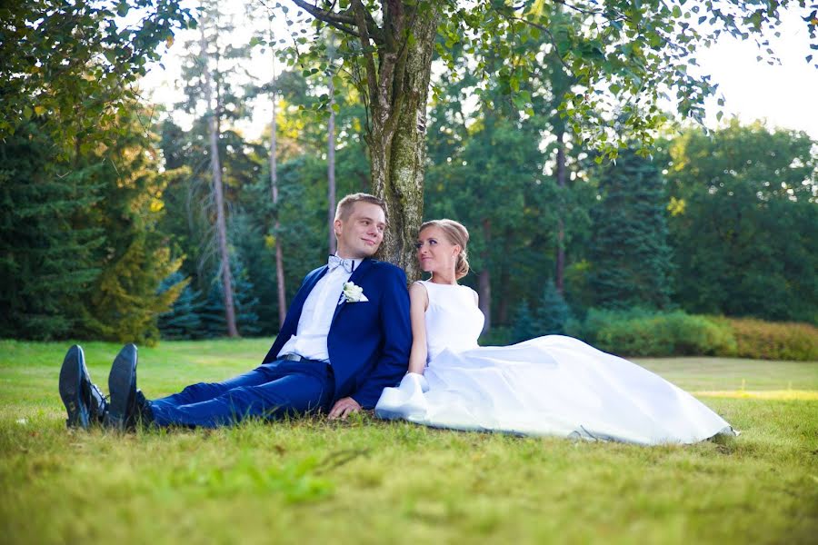 Fotógrafo de casamento Piotr Budnik (creative7). Foto de 10 de fevereiro 2020