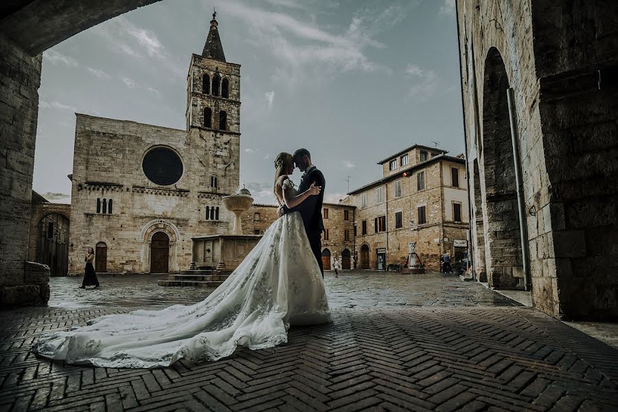 Jurufoto perkahwinan Maurizio Rellini (rellini). Foto pada 3 Oktober 2019