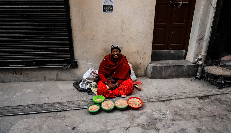 Kathmandu street life di marco loss