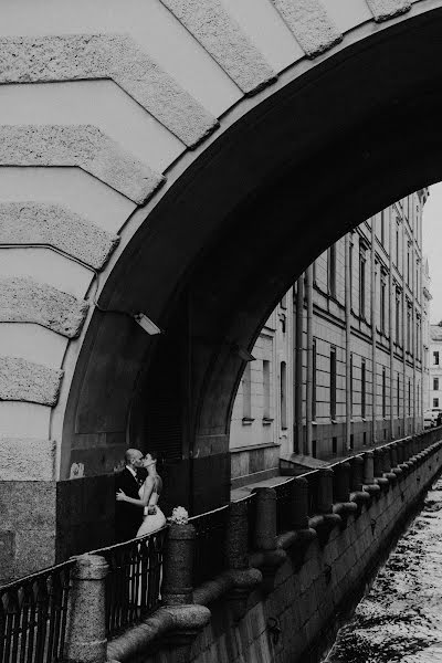 Wedding photographer Viktor Savelev (savelyev). Photo of 1 February 2022