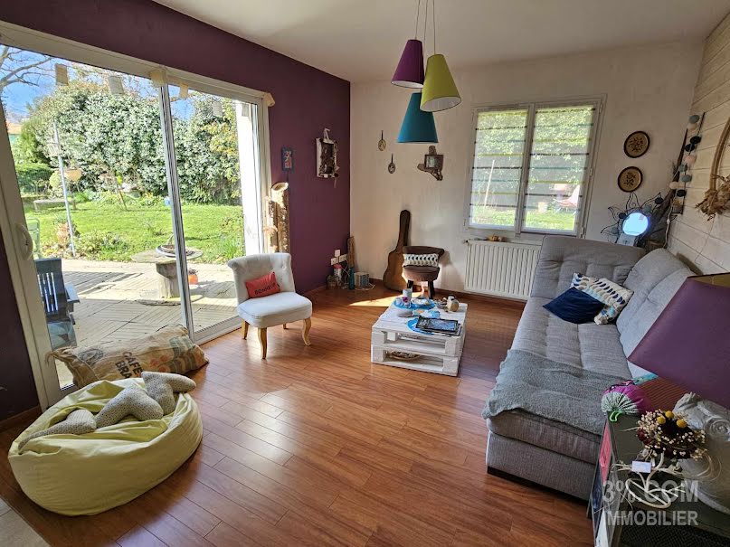 Vente maison 5 pièces 96 m² à La Roche-sur-Yon (85000), 257 500 €