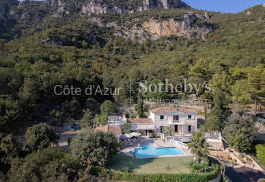 Villa avec piscine et jardin 2