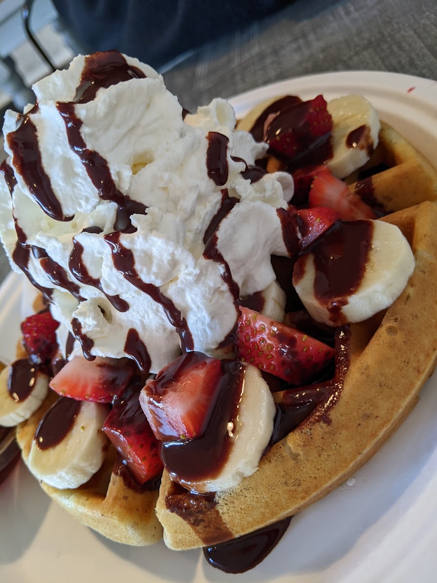 Strawberry Banana Waffle with Chocolate