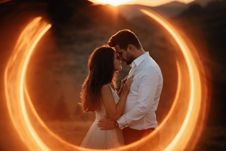 Wedding photographer Ovidiu Cristea (ovidiucristea). Photo of 22 October 2019