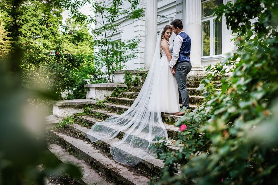 Fotógrafo de casamento Karol Bibułowicz (karolbibulowicz). Foto de 24 de junho 2021